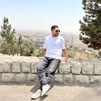 دکتری عمران - دوچرخهسوار - پدر دو گربه(بهار خانم و آقا هامون)- مدرس دانشگاه-طراح و مجری سازه