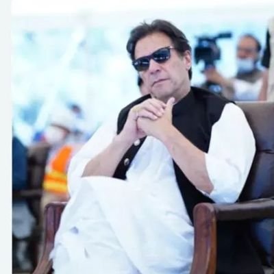 محبتیں تو بس لفظوں میں رہ گئی ہیں اب
دلوں میں اب وہ پہلی سی چمک ہی نہیں