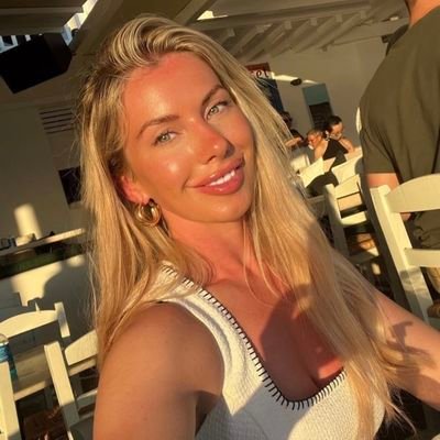 Dom Roleplay available. Tribute service available $. DM to discuss.
Hot girls from Instagram. Submissions welcome. DM to remove.
