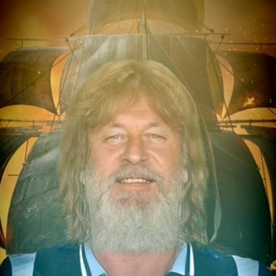 realAbueloskii's profile picture. El abuelo de tw Córdoba, humor del bueno y del antiguo, en mis tiempos si se jugaba buen futbol.