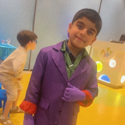 ﴿؛﷽؛﴾ ولايتي لأمير النحل تكفيني عند الممات وتغسيلي وتكفيني،،وطينتي عجنت من قبل تكويني في حب حيدر كيف النار تكويني █لبـيـكـ ياحُسيـ⚑✋🏼ـن█