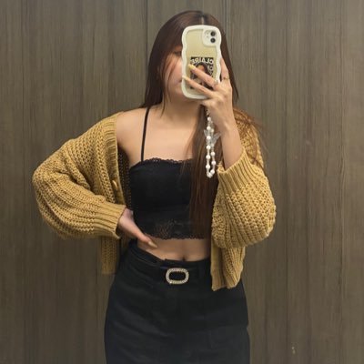 claireyongco's profile picture. || you only know what I allow you to know ||