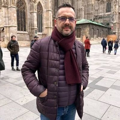 Adam629151's profile picture. 