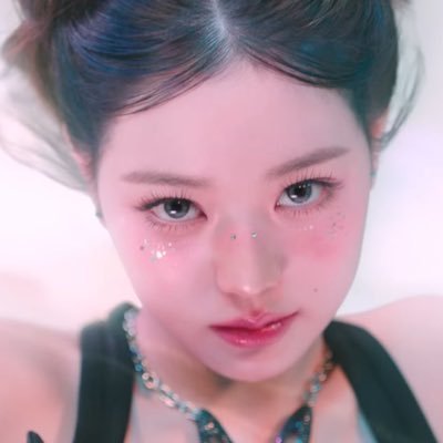 (ENG Parody) | ғᴏʀ ᴇᴀᴄʜ ᴜɴɪᴠᴇʀsᴇ ʜᴀᴠᴇ ᴅɪғғᴇʀᴇɴᴛ sᴛᴏʀɪᴇs, ʙᴜᴛ ᴛʜɪs ᴠɪʀɢᴏ ᴡᴏᴜʟᴅ ᴄᴏᴍᴇ ᴀɴᴅ ʜᴜɢ ʏᴏᴜ ᴡɪᴛʜ ᴡᴀʀᴍ ɴɪᴇᴠᴇs.✨