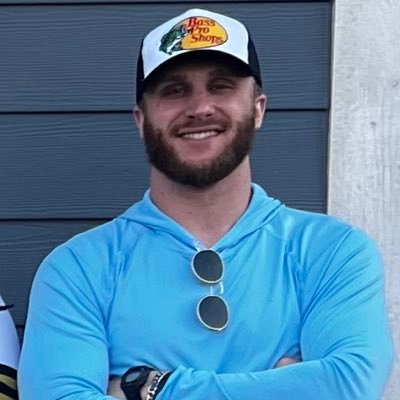 brockburns32's profile picture. Faith | Family | Fitness