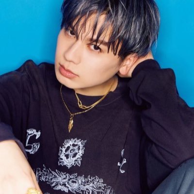 ピッキングマスターマナト愛す٩(^‿^)۶❤︎ !!? #マナトの肩メロン🍈🍈サマソニ最高すぎました。next⇨ロッキン参戦🎧🤎
