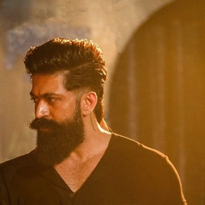 ಕನ್ನಡಿಗ 💛❤️
fan of Yash boss @thenameisyash