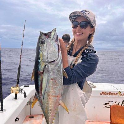 My name is Kelly Young! Follow along for fishing, traveling, spearfishing, culture & outdoors! wet. travel often. live more..