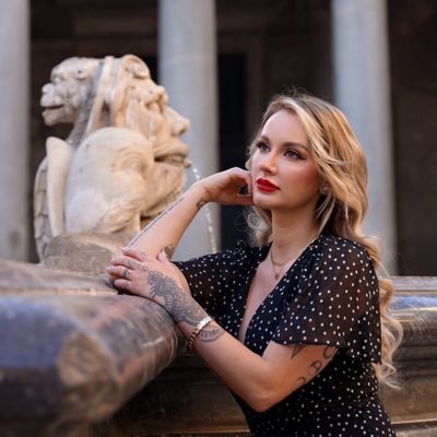 Ancient History & Classical Archaeology 🏛️ | Christian Art | American Expat in Greece | Writing stories from ruins & chapels ✨