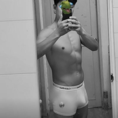 Anuwat2050311's profile picture. ทักทายคุยกันได้ทุกคนเพศทุกวัยครับ# มิจฉาชีพห้ามทัก#
