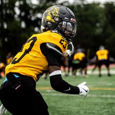 CB/FS/SS 🏈/C/O 2026 6’1 170 Lithonia High School CONTACT: 4703280493