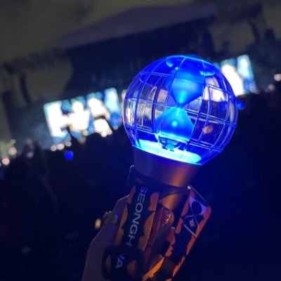 La de la mirada profética según @despixeleada| Beware; for I am fearless, and therefore powerful. MS. Ghibli K-Pop and Zelda fan ✨Stay, Atiny, Engene✨Multi stan