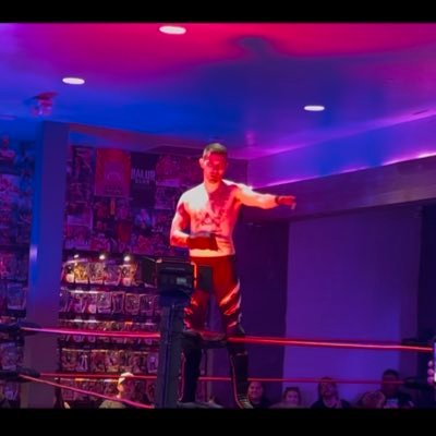 RIP DAD. 2.5 million streams on cover songs. Independent pro wrestler. Trained by Dustin Rhodes. For bookings email robdutcherbookings@gmail.com