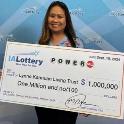 Kannuan, 53, who works in healthcare,Winner of the Iowa Lottery is giving out to the society by paying off credit card debts.👌🇺🇸🇺🇸