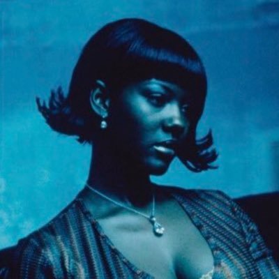 mandamusa's profile picture. never settle.