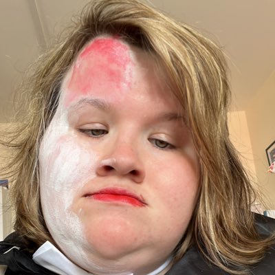 OckendenPhoebe's profile picture. I love chocolate, slightly nutty. I love my mum she is a angel  I love my cats Lilly & Lottie they are so cute & lovley & I love shopping