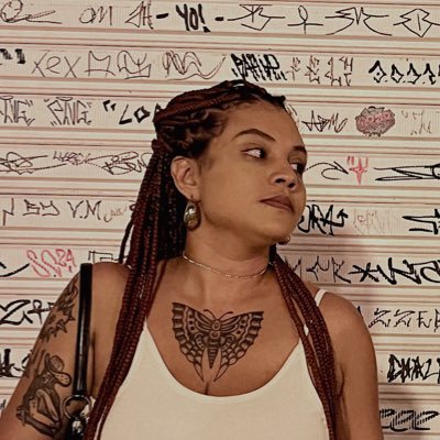 floradicontrole's profile picture. futura ex designer e primeira fã da flora matos