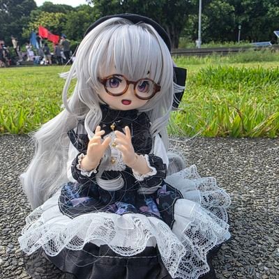 lnchngho1513362's profile picture. 這隻帳號終於有拿來看以外的用途了，有機會多拍一些莉露大人的照片