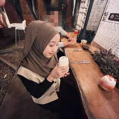 āLoving yourself isn't vanity, it's sanity.ā