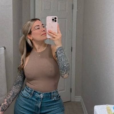 MaryLinda460233's profile picture. 