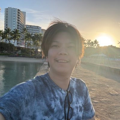 エディンバラ大学MSc TESOL ‘22 卒業🎓大阪の学習院と呼ばれる中学を卒業👸 中卒(大検)→20歳🇦🇺ワーホリ→Cabin Attendant🇯🇵→30歳ECC大編コース→京都府大→36歳 @EdinburghUni卒業。IELTS OA7.0 TOEIC920 現在38チャイ👶