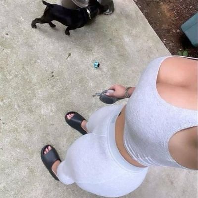 Bella584363's profile picture. Just try be yourself 😉❤️🌞
    Looking for fun 😊 and meet over kindly Dm 💖❤️💕