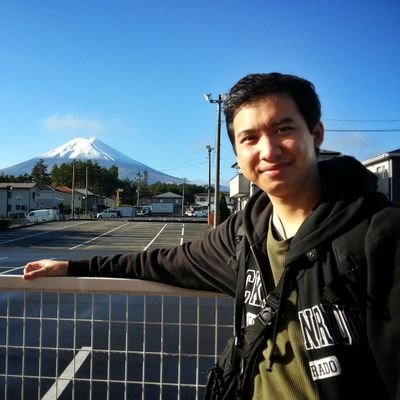 Ex-white collar going indie. Share about product building and other interesting things. Let's connect and feel free to DM!