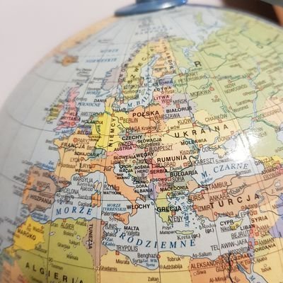 Micha53907142's profile picture. Nie ma dla mnie znaczenia, czy jesteś z lewej, czy z prawej strony światopoglądowej. Ważne, abyś był(a) przyzwoitym człowiekiem. Szanuję obie strony.