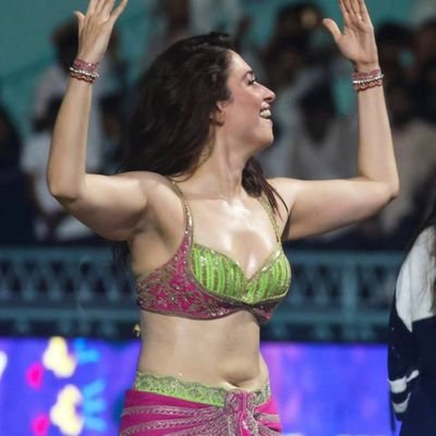 Stuff account, be careful.
Search for your fav actress, sports women or insta influencer in the search bar on my profile 👆
Check highlights for collection