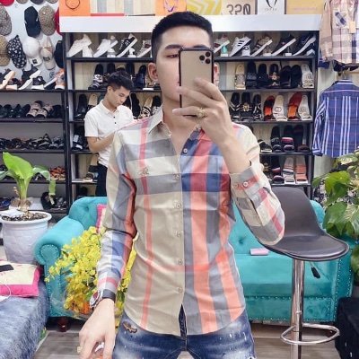 DuongHung1807's profile picture. 