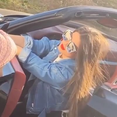 نحن نعلق آمالنا بحبل الله حاشآنا أن نحتاج لآحد 👩🏻⚖️⚖️