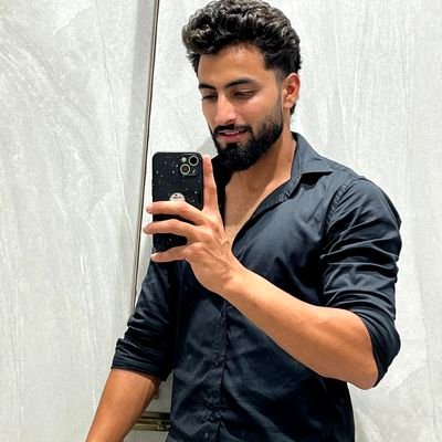 khan_khan5545's profile picture. #Athlete
⚕️
And if you fall , stand tall and come back for more !