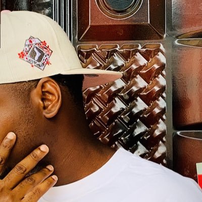 Fao_Official1's profile picture. One random guy like  that
gnoma (🧙‍♂️,🧙‍♂️)