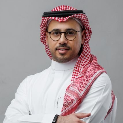 استاذ مساعد و استشاري | البورد الكندي في طب و جراحة العيون من جامعة تورونتو بكندا | تخصص دقيق في عمليات الماء الأبيض و الأزرق وعمليات مقدمة العين المعقدة