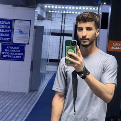لست أنسان بلا أخطاء لكني لست ممن يخدع الأحبة ويخون الأصدقاء
