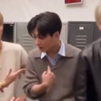 eneristay's profile picture. ISFJ | She | eri-stay-engene ❥･•                        ----- exo ღ skz დ enhypen | cats ◠ ̫◠