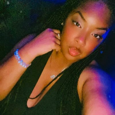 Mom | Photographer | Entrepreneur | Lioness 🦋