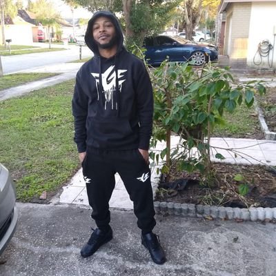 Jus a JerzY n*qqa chasing this cash #BattleRapSupporter BestRapperOnThePlanetmahCuz @ZULIFE609# FREEREXFREETha🌊 #GGG🏅🏅🏅🏅#BIRDGANG4LYFE🦅🏆 Core 4 🔥 🐐🏀🏈