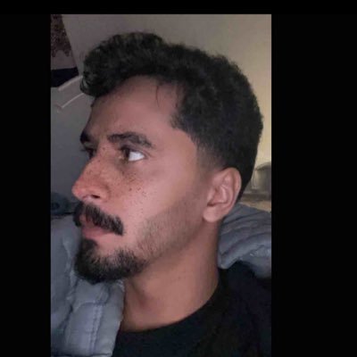 md_md167's profile picture. انا طين جُبِلت على الخطايا ولستُ البدر كي ترجو كمالي