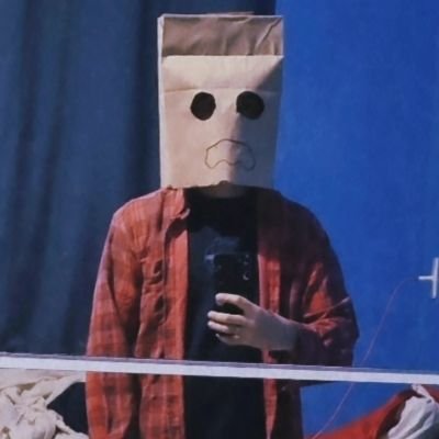 acredito com tudo que me resta nessa alma perdida que serei um grande escritor um dia.