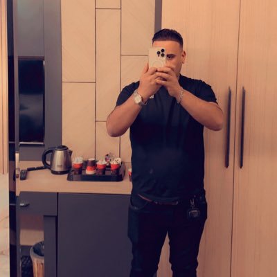 سألت الموت،،هل يوجد شئ أقوى منك،فأجبني بهدوء،،فراق شخص تشتاق لة كل دقيقه ،ابو عـ𝄞⃝🇮🇶ـراق