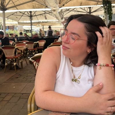 heyylils's profile picture. I’m a semi-pro yapper and a lover of many, many things. (Including but not limited to hockey, superheroes and books) 🏒🪩🪷 she/her