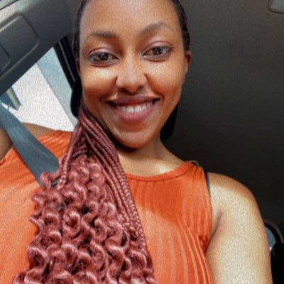Accounts. Entrepreneur. Check out @ValourBeauty