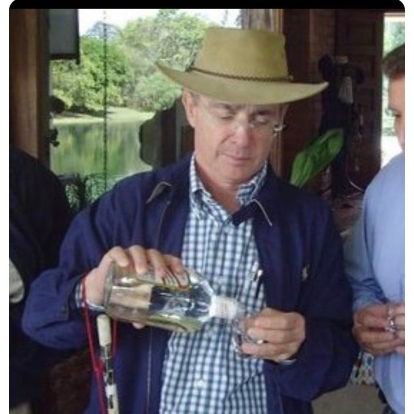 al_bajas's profile picture. Felicidades