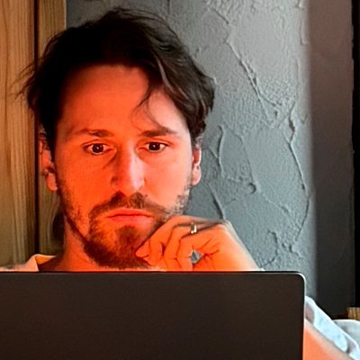 Glitch • Coder • Researcher • Mover • Mitochondriac • Podcaster • Entrepreneur • Gamer 🇨🇭