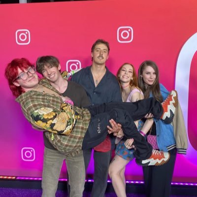 JeffLarry234798's profile picture. guess who Im a fan of?