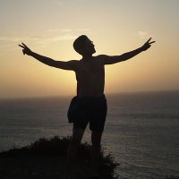 Sat Castro (@llhscgll) 's Twitter Profile