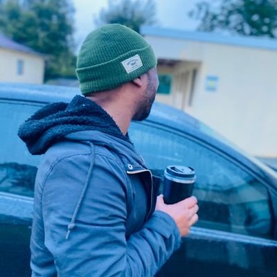 Oyama8154571's profile picture. Family-Umvelingqangi-Amanyange-Imidlalo. Iqaba lendoda yomsuthu. Bab'umantshingilane. Baw'u Mntshilibe 
@KaizerChiefs @ManUnited @Barcelona