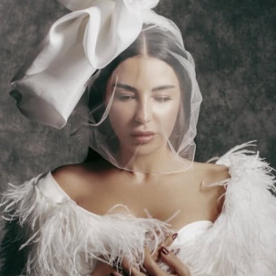 Fairouzcc's profile picture. على بيتنا بالحب النجوم متجمعه✴️