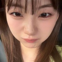 ashryn 🍦 (@awarebitches) 's Twitter Profile